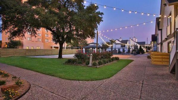 Ferienwohnung Houston Medical Center 2Br Loft With Pool Near Nrg Stadium Exterior foto
